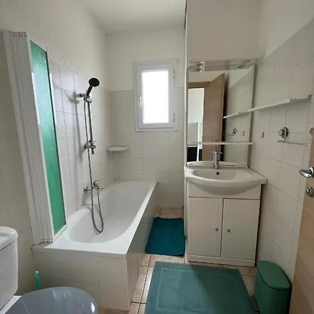 Superbe En Résidence Avec Piscine Proche Linguizzetta